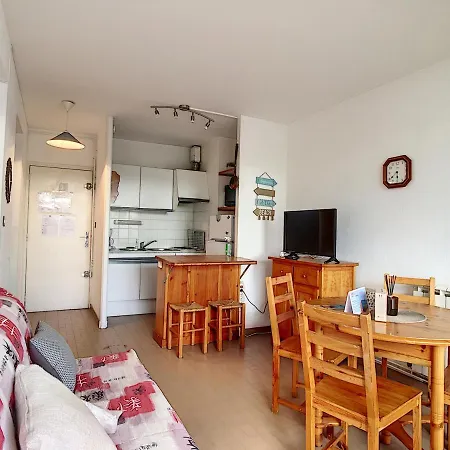 Apartamento T2 Pour 4 Personnes Avec Parking Prive Et Wifi A Carnon - Fr-1-715-52