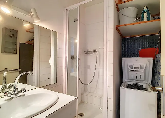 Apartamento T2 Pour 4 Personnes Avec Parking Prive Et Wifi A Carnon - Fr-1-715-52 *
